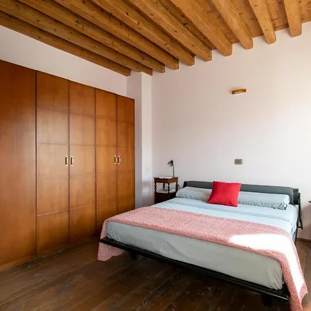 Wondrous Palazzetto 1619 In Magical Island