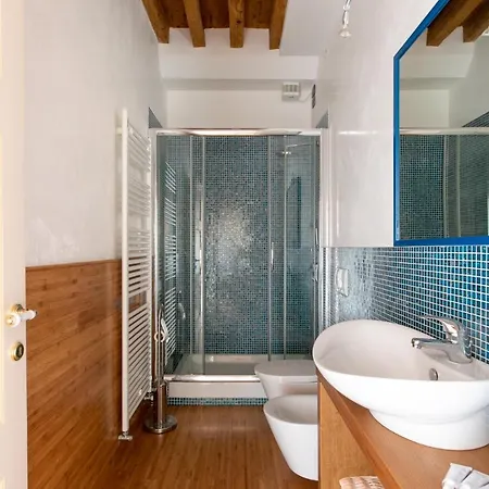 펜션 Wondrous Palazzetto 1619 In Magical Island