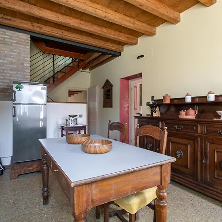 Wondrous Palazzetto 1619 In Magical Island *