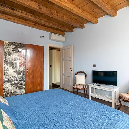 Wondrous Palazzetto 1619 In Magical Island *